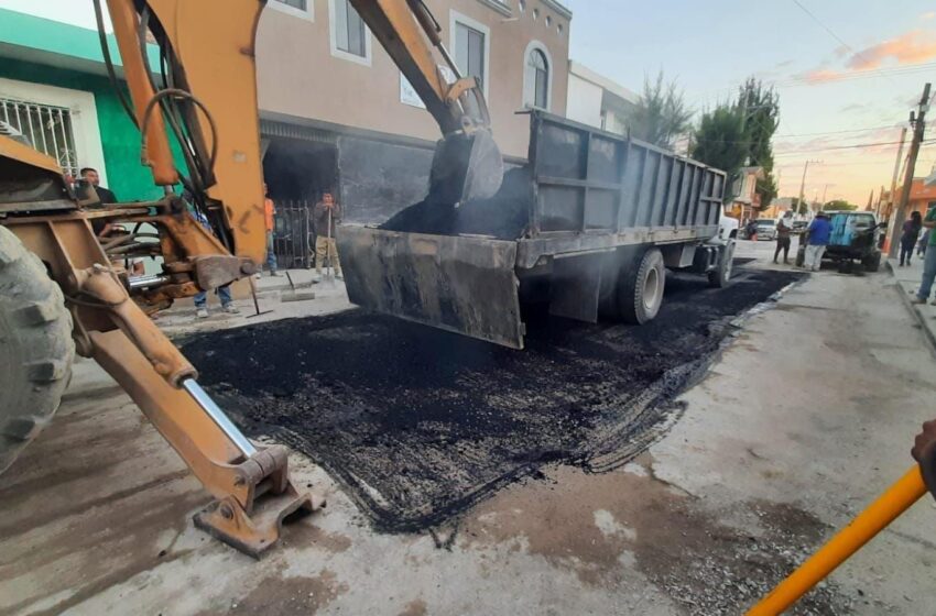  Obras de bacheo en Matehuala