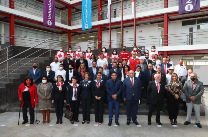  Ruth González presidente honoraria de Cruz Roja