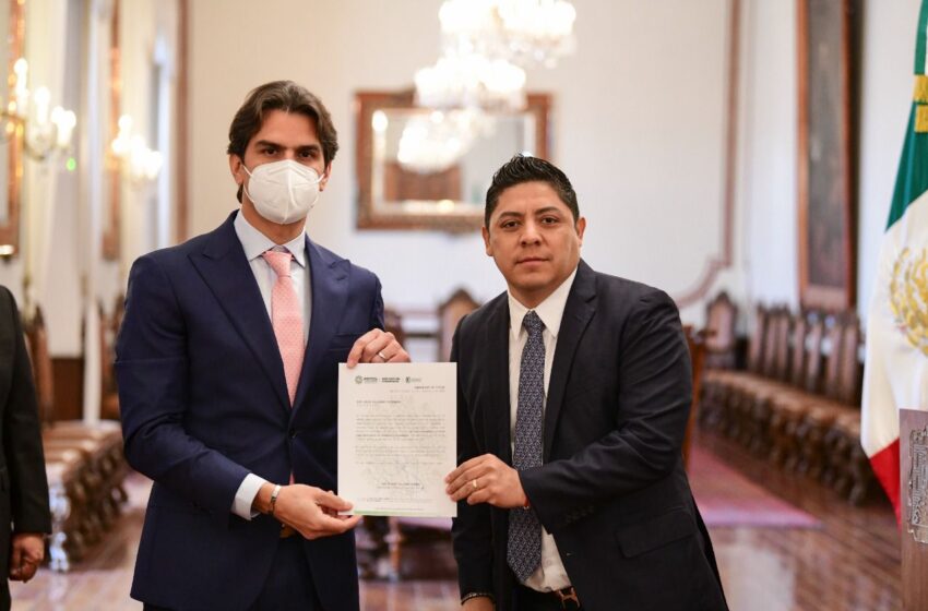  Formaliza gobernador nombramiento de nuevos titulares de SEDECO Y SEGE