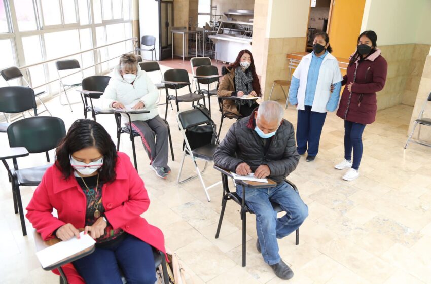  Personal del DIF mejora habilidades en sistema braille