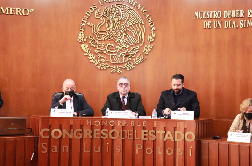  INE-SLP y Congreso revisan tema de revocación de mandato