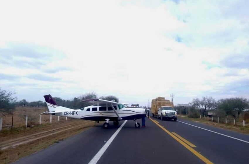  Aterrizaje forzoso ocurrido en la Súper Carretera Estatal Rioverde-San Luis