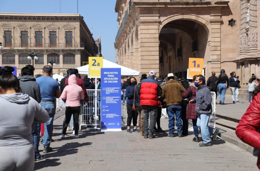  Más de 5 mil potosinos fueron vacunados en la segunda jornada municipal