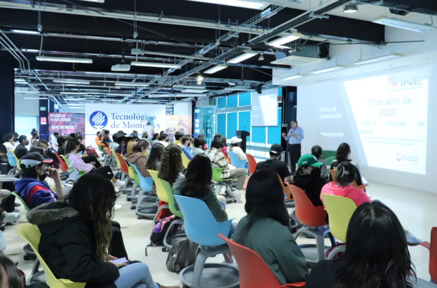  Expone INE SLP tema de revocación de mandato  en el Tec de Monterrey