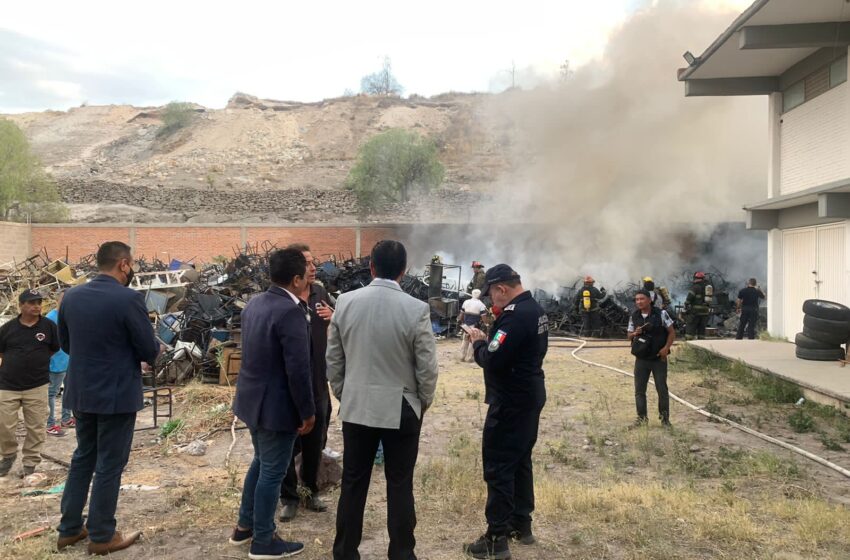  Sin daños materiales tras incendio en almacén de SEGE