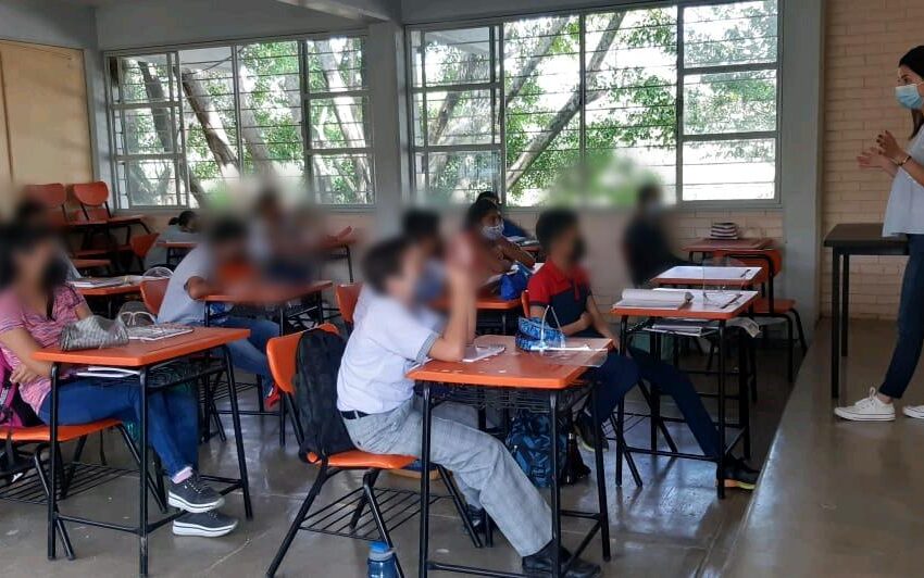  561 mil estudiantes retomaron sus clases presenciales