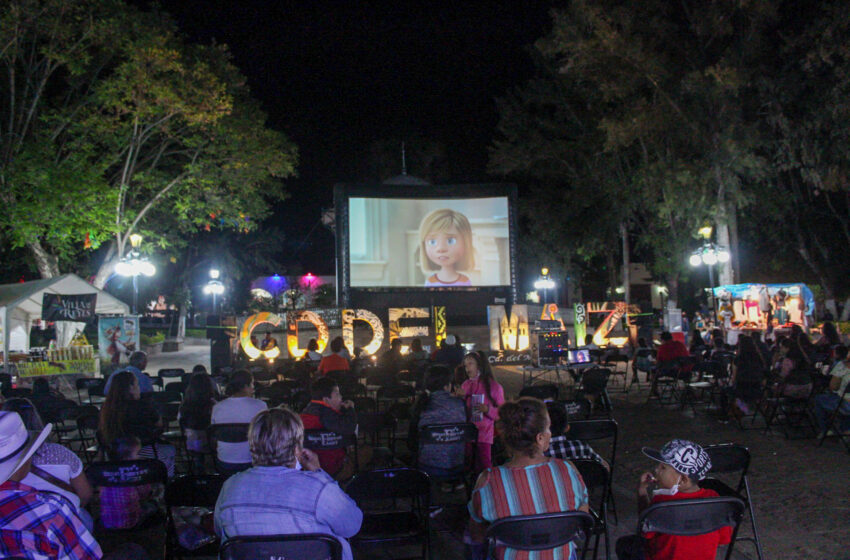  La Cineteca de visita en El Naranjo y Ciudad Del Maíz