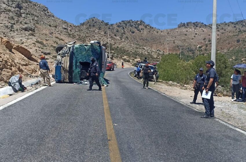  Apoyan en accidente de carretera federal 63