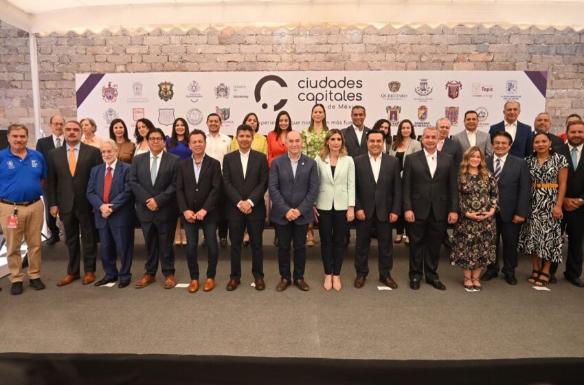  Exitosa reunión de alcaldes de capitales de México