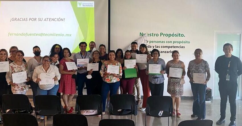  Concluye Oficialía Mayor taller de psicología positiva