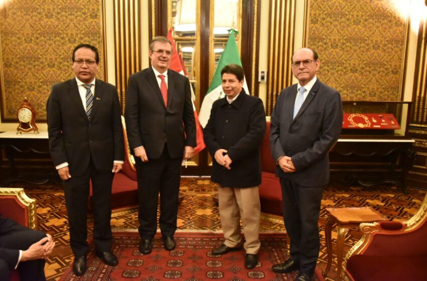  Canciller Marcelo Ebrard se reúne en Perú con el presidente Pedro Castillo