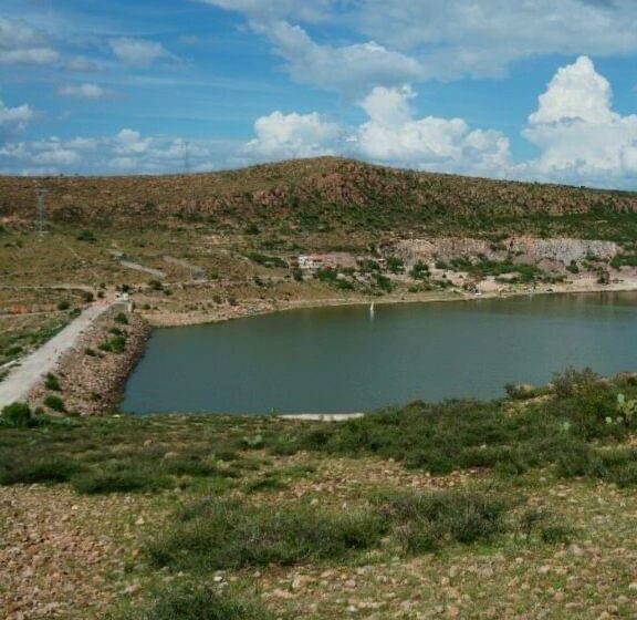  Lluvias mejoran los niveles de las presas en SLP