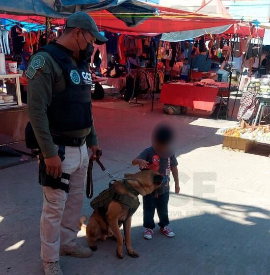  Policías recorren mercados ambulantes