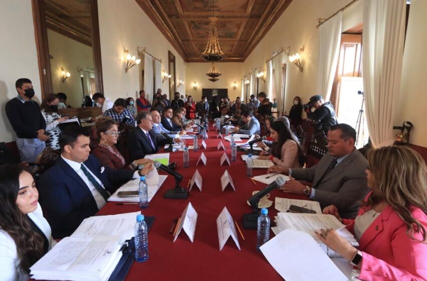  Cabildo de SLP aprueba importantes  reformas y acuerdos en favor de las mujeres