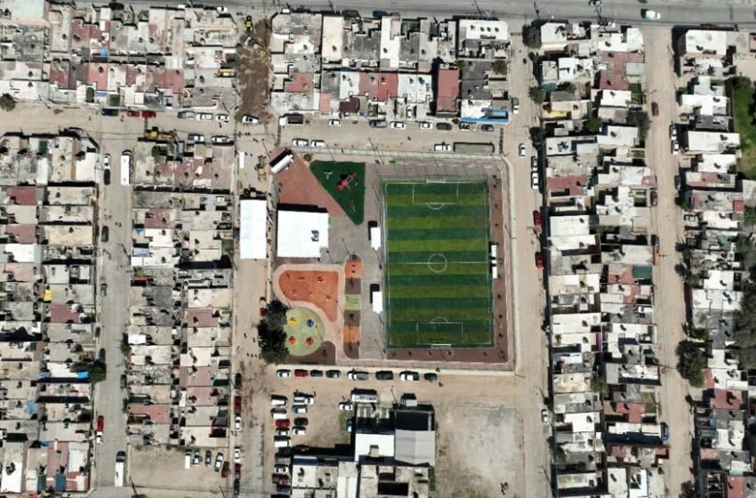  Pavimentan calles que rodean el Centro Deportivo La Libertad