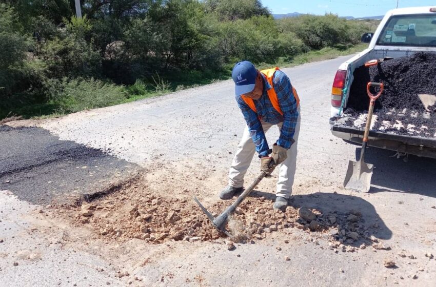  Amplía Ayuntamiento de SLP acciones de bacheo permanente en las delegaciones