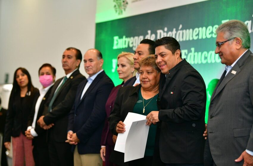  12 nuevas escuelas se han construido en este sexenio