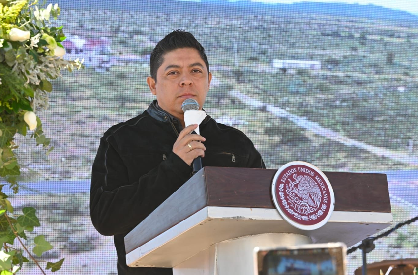  Ricardo Gallardo impulsa conectividad aérea en San Luis Potosí