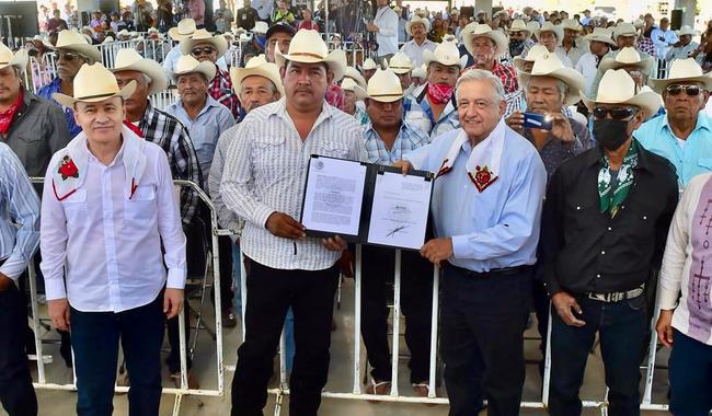  Firman decreto para restitución de tierras a pueblos yaquis