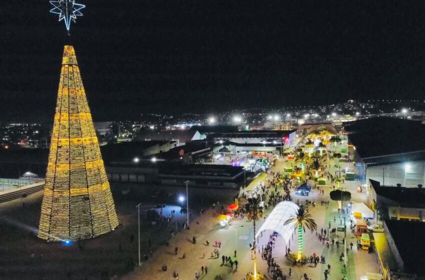  Arrancan fiestas decembrinas en FENAPO