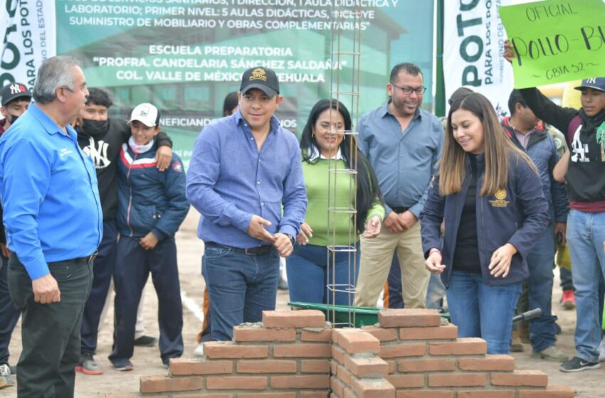  Inicia en Matehuala, el edificio de la escuela preparatoria “Profesora Candelaria Sánchez Saldaña”