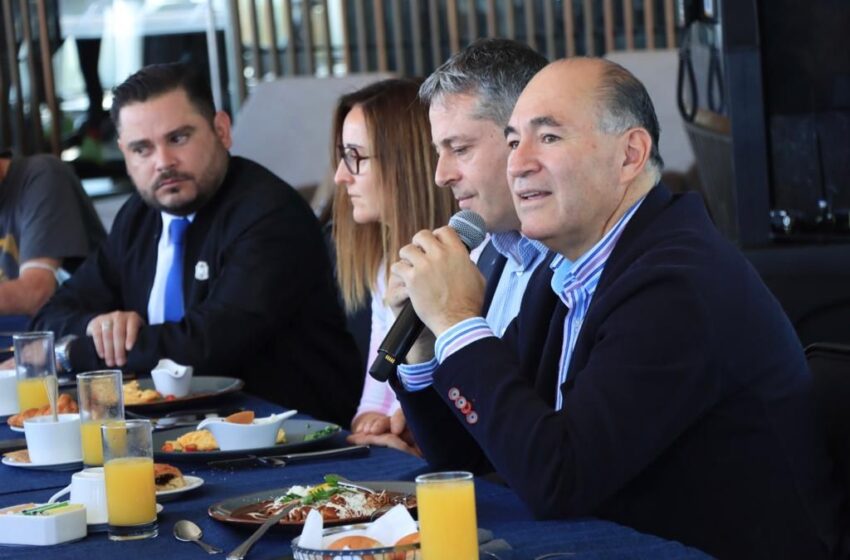  Seguirá la proyección internacional de SLP