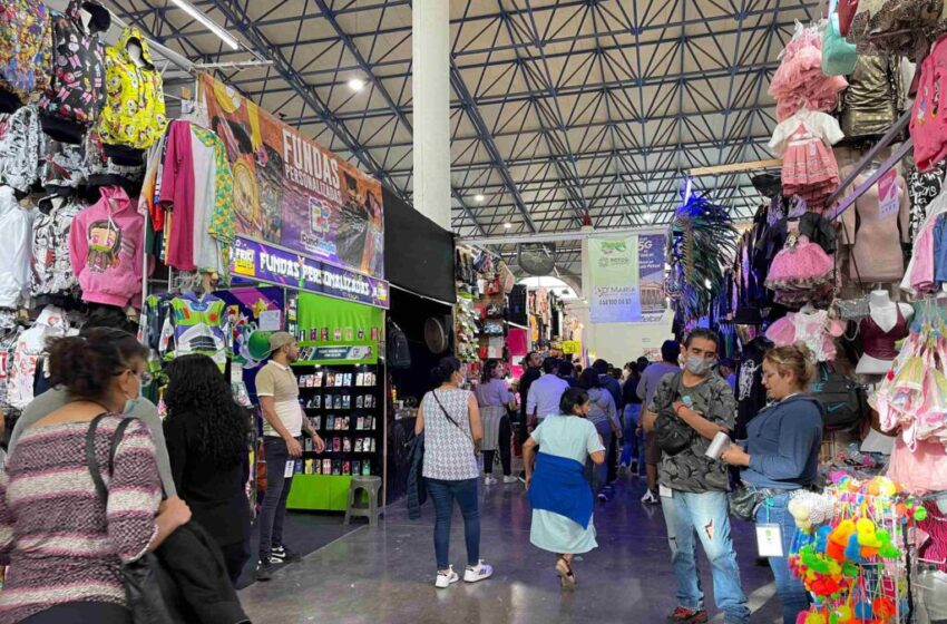  Ofrece FENAPO espacios al comercio local para Festival Navideño