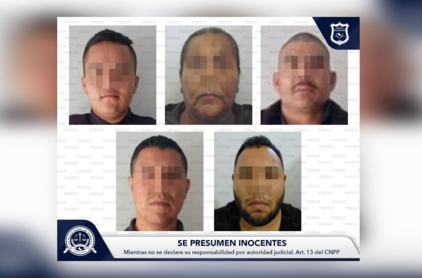  Detienen a cinco policías por desaparición forzadas