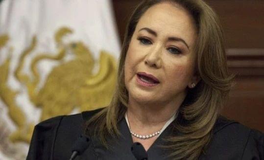  Investigarán a directora de tesis de la magistrada Yasmín Esquivel