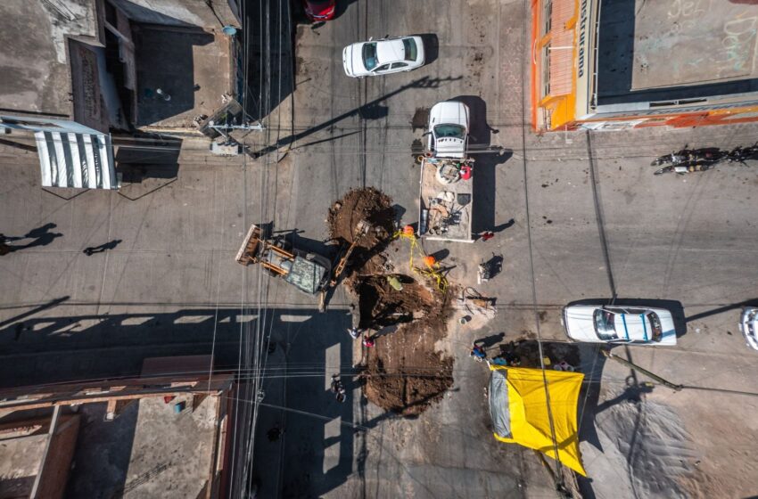  Policía Vial activa dispositivo vial por obras de Interapas en colonia Saucito