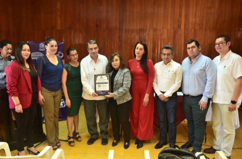  Fructífera visita del doctor Alejandro Zermeño a la Coordinación Académica Región Huasteca Sur (CARHS) de la UASLP