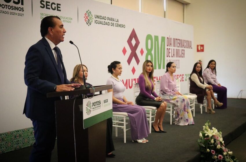  Entrega Gobierno Estatal, galardón “Mujer Ejemplar SEGE 2023”