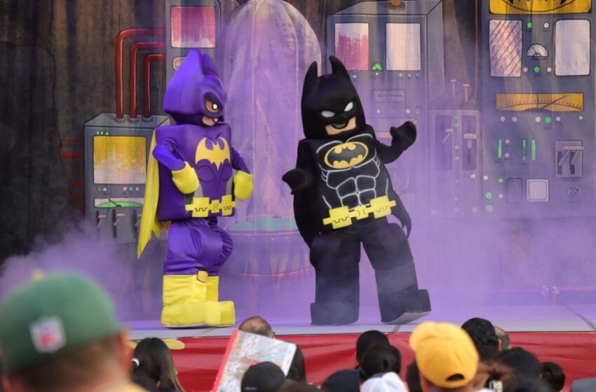  Galindo invitó a niños a disfrutar el show de Lego Batman en Aranzazú