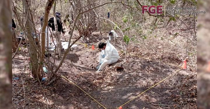  Hallan 10 fosas clandestinas con 26 cuerpos en Tecomán, Colima