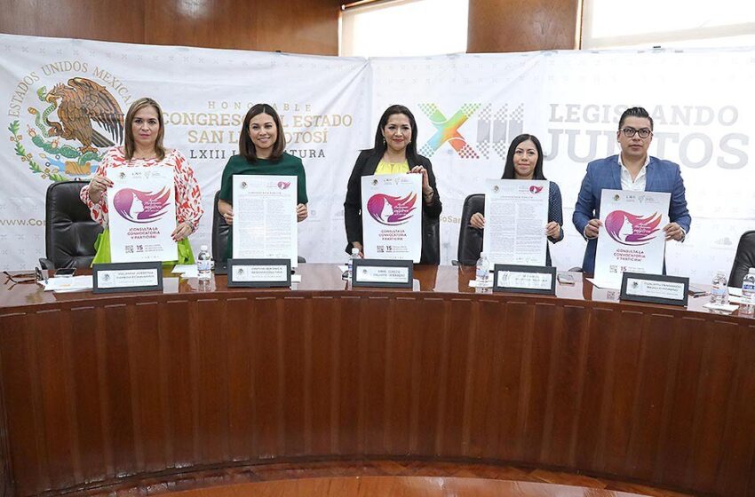  Presentan convocatoria para el tercer parlamento de las mujeres