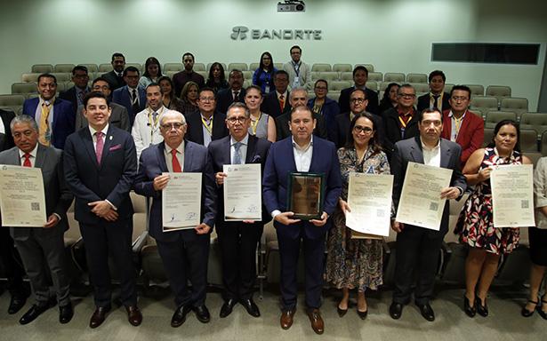  Firman IMSS y Grupo Financiero Banorte acuerdo para incorporación al programa Entornos Laborales Seguros y Saludables (ELSSA)