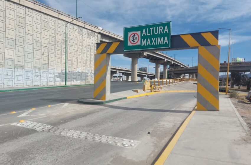  En apoyo a la movilidad, SEDUVOP construyó puentes restrictivos en Río Santiago