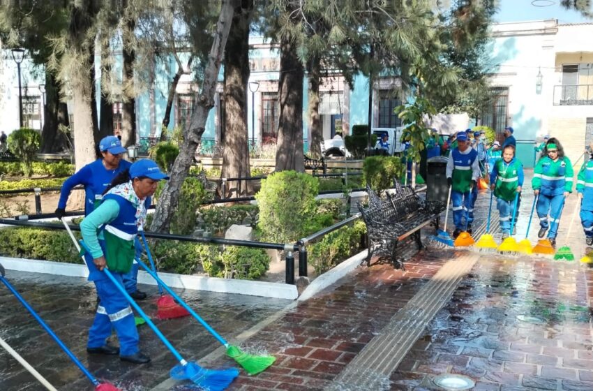  Realiza municipio de Aguascalientes lavado profundo y mantenimiento en el Jardín del Encino