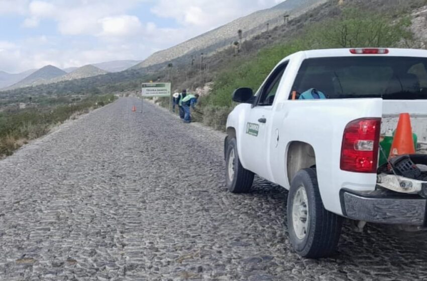  Gobierno Estatal conserva 160 kilómetros de caminos en las cuatro regiones