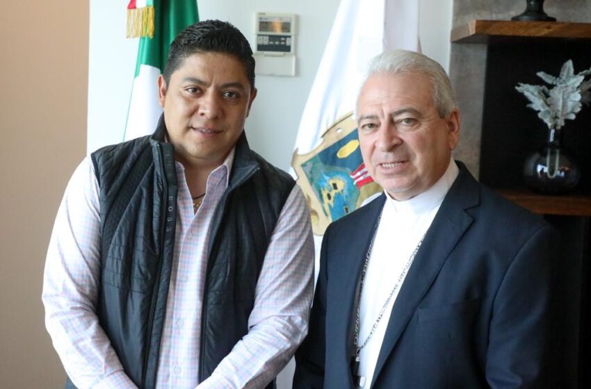  Ricardo Gallardo y Arzobispo Cavazos, fortalecen lazos de cooperación