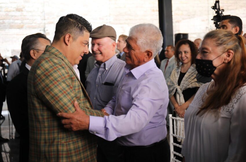  Ricardo Gallardo arranca campaña de testamentos