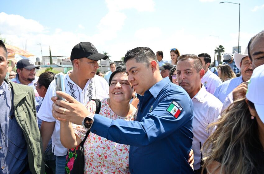  Con apoyo de Ricardo Gallardo se transforma la imagen de cerritos: habitantes