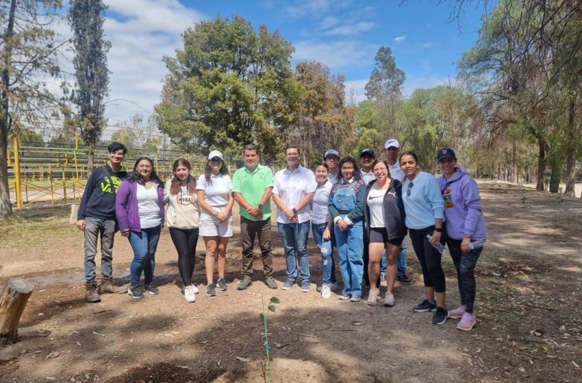  Despega SLP en cultura ambiental con reforestación en el Tangamanga