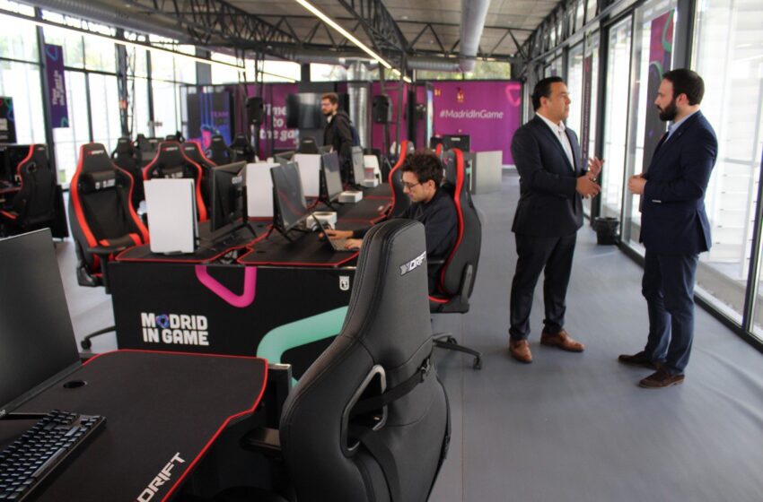  Visita Luis Nava las instalaciones de Madrid in Game