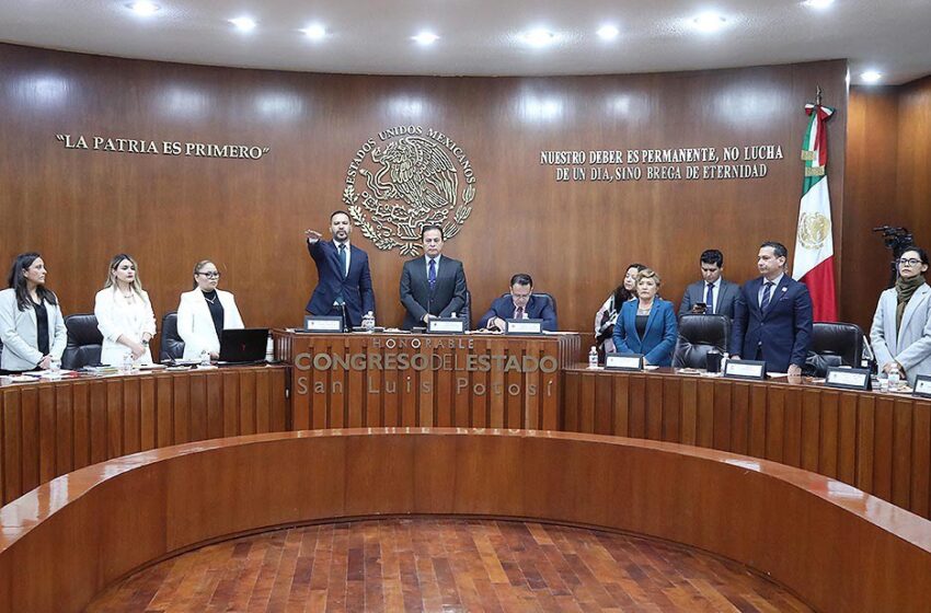  Titular de Sedesore Segura Morquecho comparece ante diputados