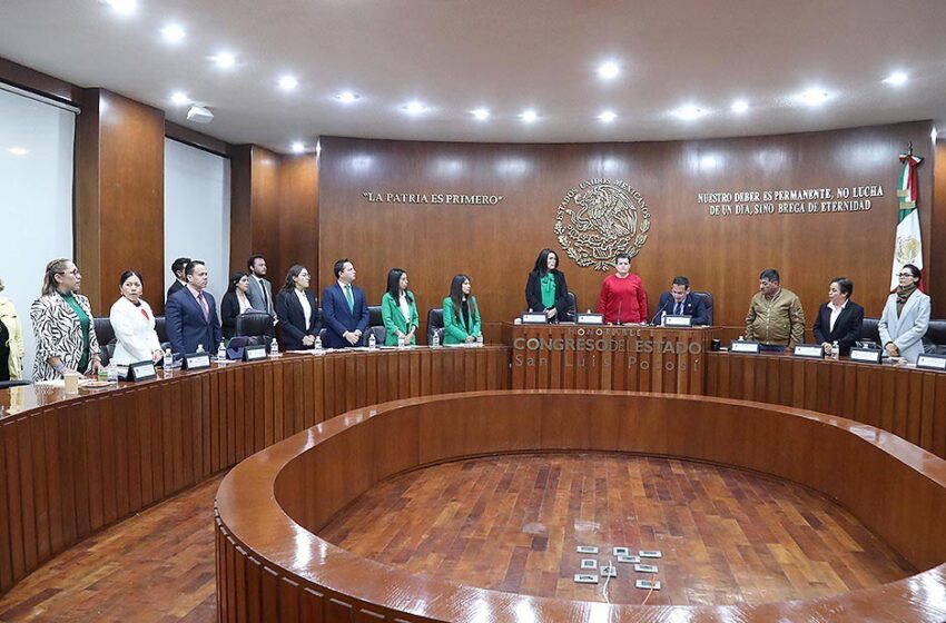  Última comparecencia: titular de la SCT Araceli Martinez Acosta.