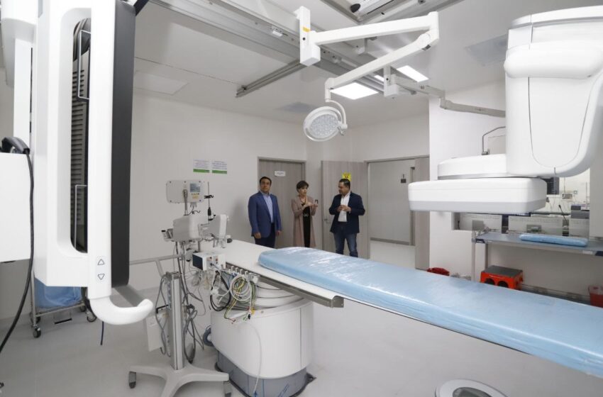  Visita Luis Nava instalaciones del Hospital Ángeles, unidad Centro Sur