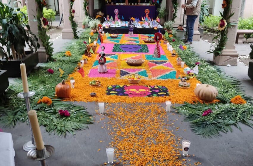  Congreso inauguró el tradicional altar de muertos en memoria de policías fallecidos