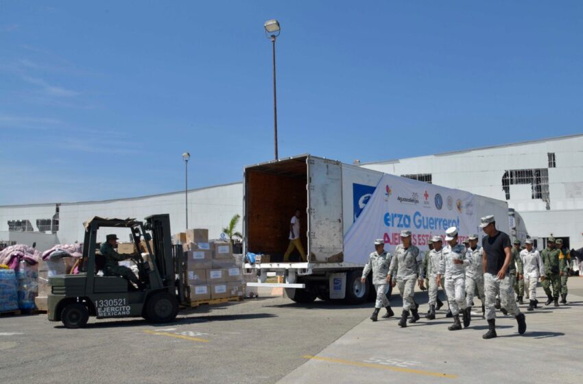  Llega ayuda enviada desde Aguascalientes a Guerrero; SEDENA la distribuye entre damnificados