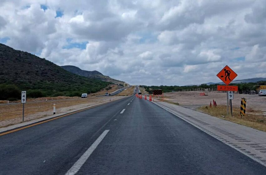  Realiza la SICT trabajos de rehabilitación en la Carretera Federal 57